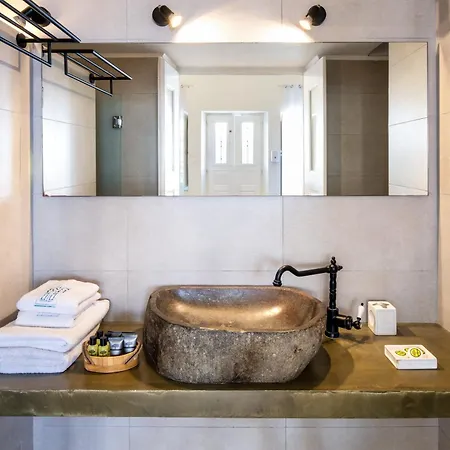 费拉首日公寓 公寓 费拉