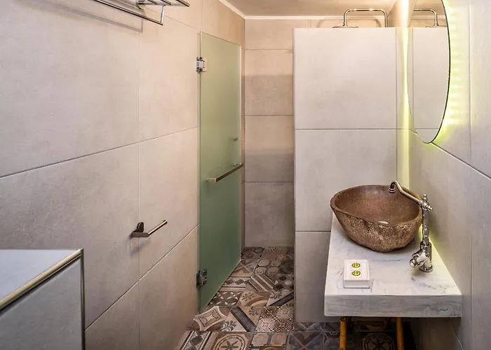 Day One Apartment Fira (Santorini)