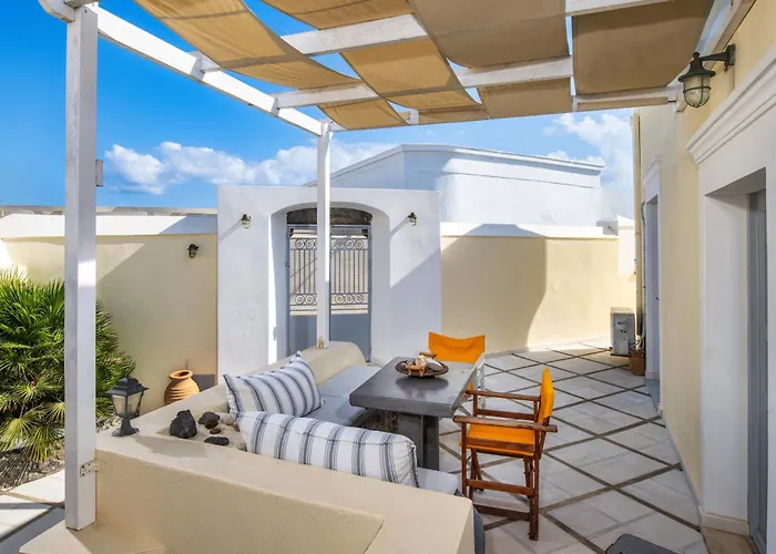 Apartment Day One Fira (Santorini)